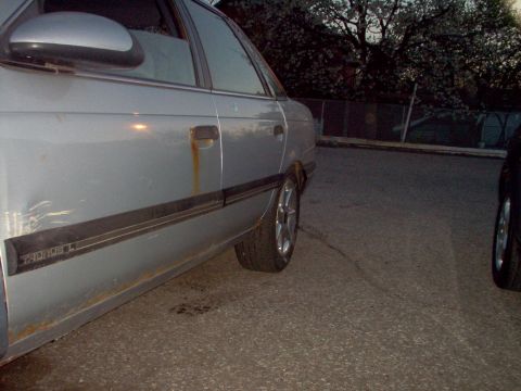 1990 Ford Taurus photo