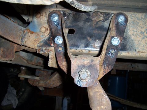 1983 Ford Bronco - Shackle flip done.