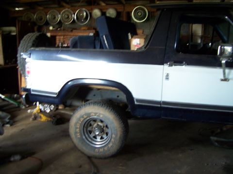 1983 Ford Bronco - Closer pic.