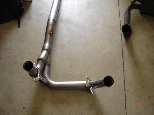 Here's the 351 y-pipe from Bassani.  2.5" collectors then 3" all the way back after the "Y"