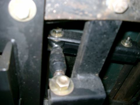 1996 Ford Bronco - SRE and bung shackle 4/4.