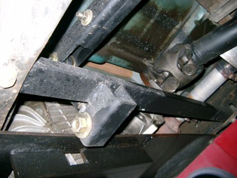 1996 Ford Bronco - Detail of square tube on end of main (upper) tube.