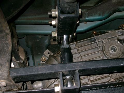 1996 Ford Bronco - Good view of square tube and shackle assembly 2/2.