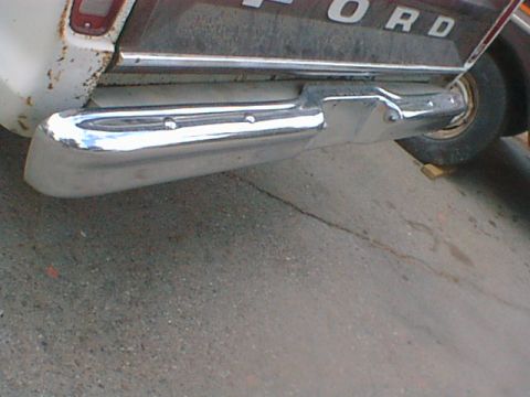 1976 Ford F-250 - Looks great! I used a later Bronco bumper filler lightly modified on the ends and turned upside down.