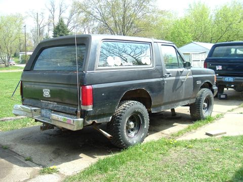 1989 Ford Bronco - Taken May 6, 2005