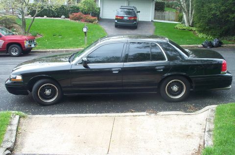 1999 Ford Crown Victoria - Nice tips, Nice tips.