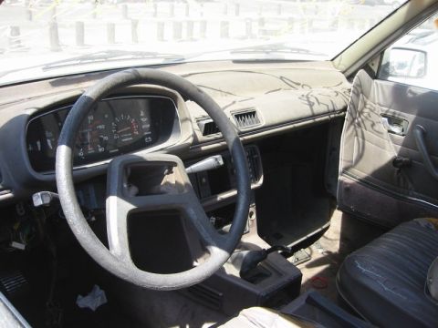 1985 Peugeot 505 - The 505 driver's experience, live and direct.