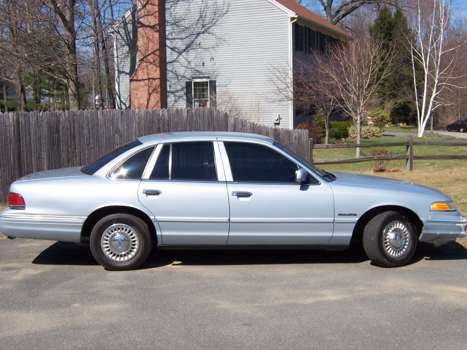 1995 Ford Crown Victoria “Police Interceptor”