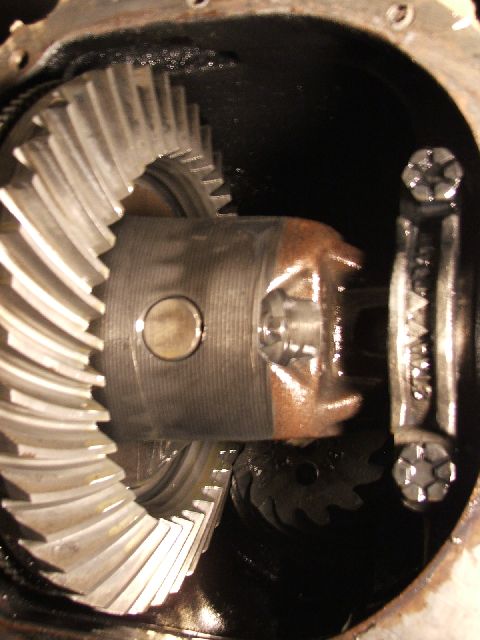 1989 Ford Bronco - Close-up view of damaged differential gears, including a broken spider gear.