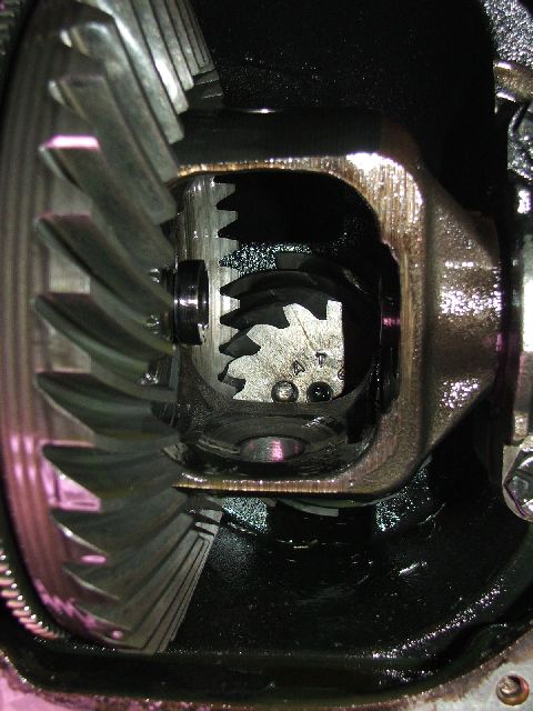 1989 Ford Bronco - This is a close-up view of the internal gears within a vehicle's differential.