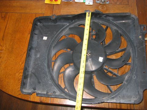 1989 Ford Bronco - Taurus fan: 17 inches vertical