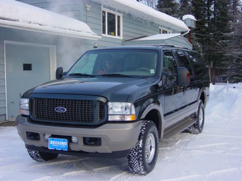 2004 Ford Excursion photo