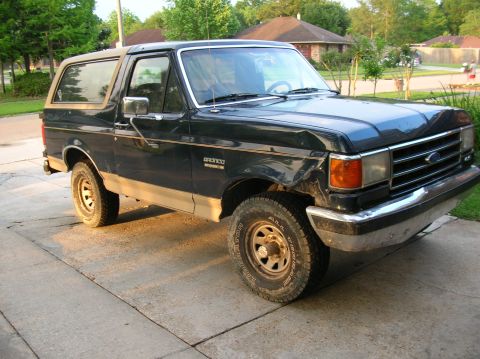 1990 Ford Bronco photo