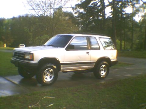 1991 Mazda Navajo photo