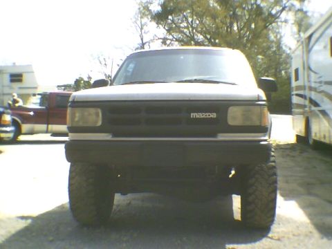 1991 Mazda Navajo photo