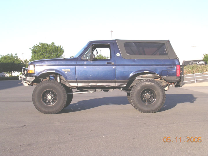 with the 4D's back on.  The rear sits a little low (its empty now, so will get worse with seat and gear, so i will prolly lift it a touch