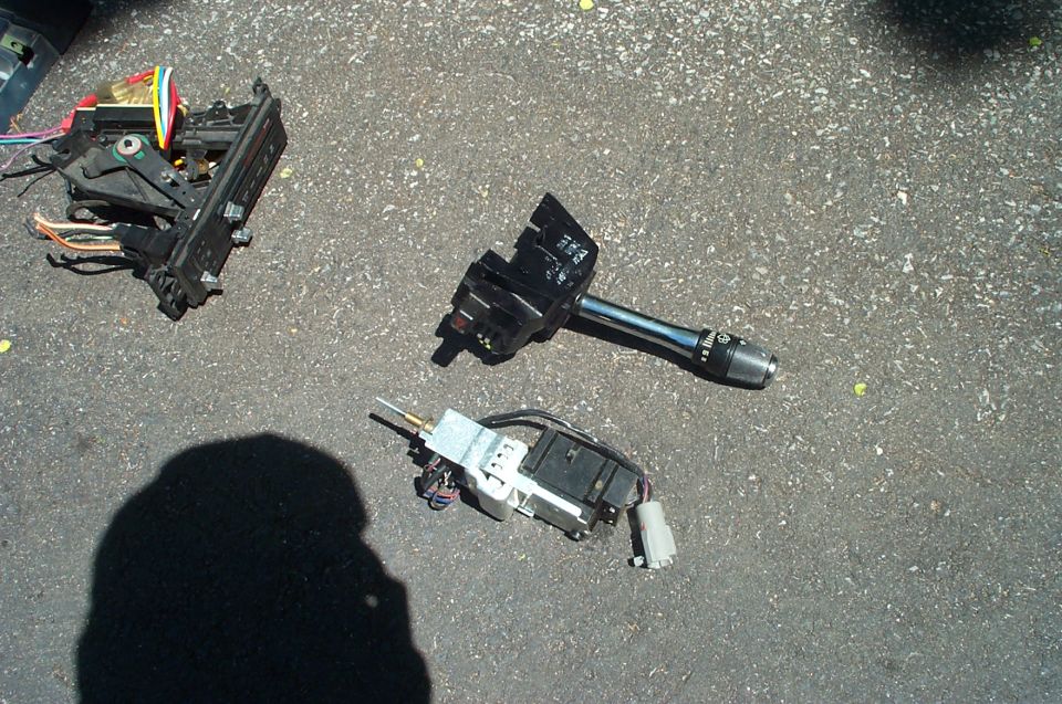 Multi-function switch (top) and light control (bottom)
