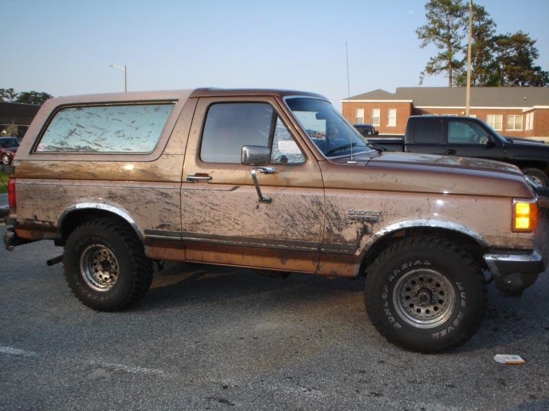 1987 Ford Bronco “Mary”
