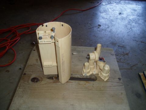 1990 Ford Bronco - Pump housing