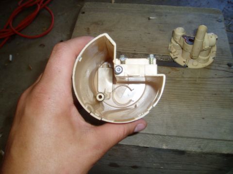 1990 Ford Bronco - inside of pump housing