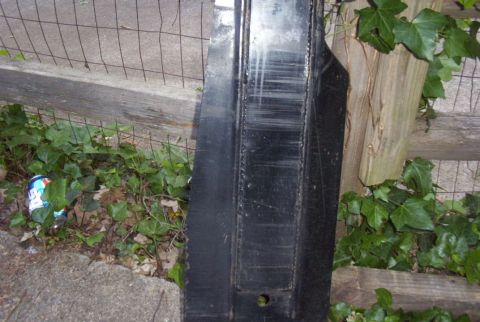 1992 Ford F-150 - Veiw of the entire plate. Bent it up pretty good on a stump, took it off and welded a 1/4 inch steel plate down the middle of it.