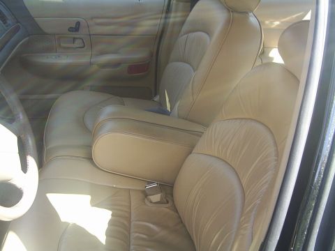 1997 Ford Crown Victoria photo