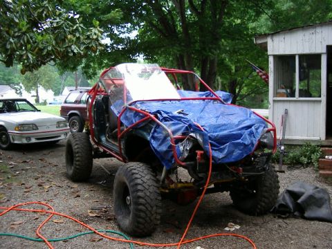 1985 Ford Bronco - Custom off-road buggy project in progress, with other vehicles nearby.