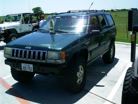 1986 Ford Bronco - GroceryGetter getting 2nd place