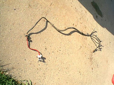 1983 Ford Bronco - here is the old pos bandaided cable 6' long.