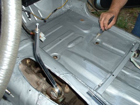 1985 Ford Bronco - started on the 2nd coat