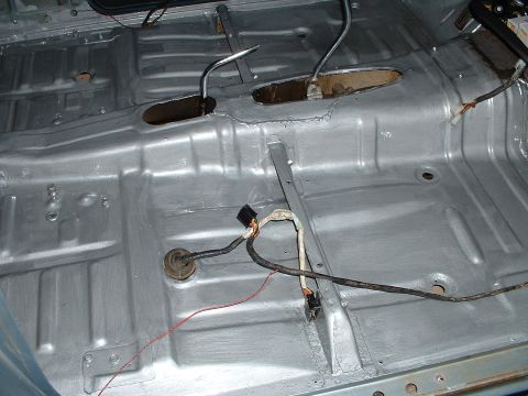 1985 Ford Bronco - all finished up. 2nd coat went on in about 30 mins flat. We either got faster at it or just didn't go over everything very well