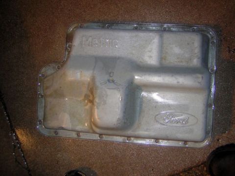 1995 Ford Bronco - This is a Ford transmission pan, likely for a vehicle with a metric transmission.