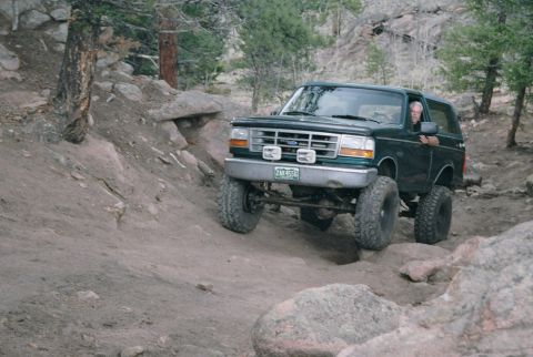 1996 Ford Bronco - Going up!