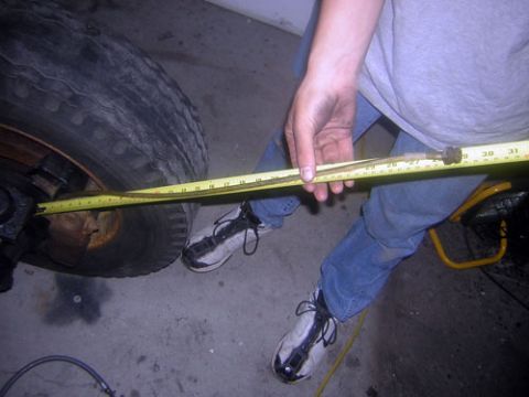 1995 Ford Bronco - line measurement..