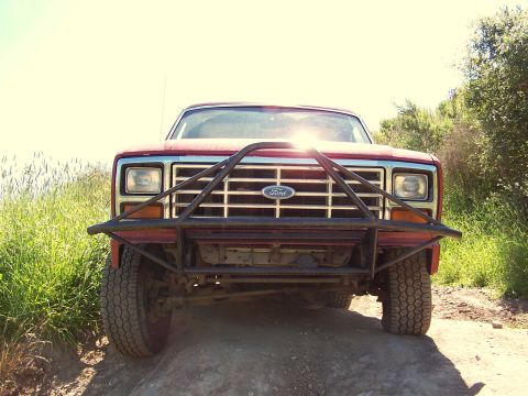 1986 Ford Bronco - Smiling Mongo