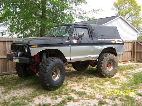 1978 Ford Bronco - Modified 1978 Ford Bronco sits high on large off-road tires.