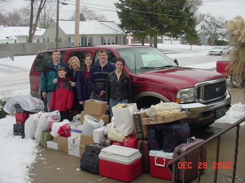 2002 Ford Excursion - We all fit with all items shown behind the third seat and in the Adda-Trunk