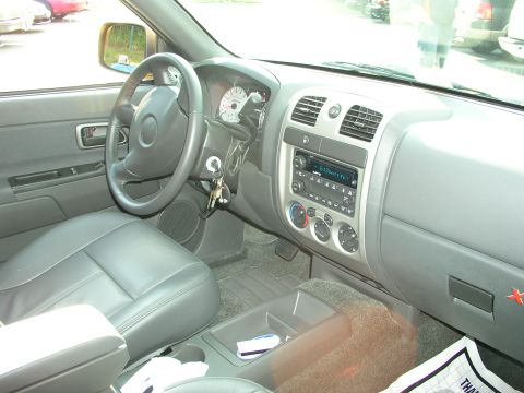 2005 Chevrolet Colorado - Interior view of a 2005 Chevrolet Colorado Xtreme pickup truck, gray seats and dashboard.