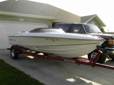 1996 Four Winns 191 Unlimited