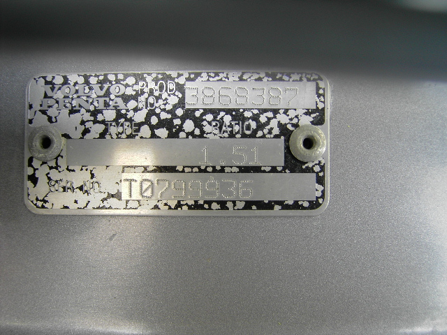 Volvo Penta ID plate showing product number 3868387, 1.51 ratio, serial T0799936