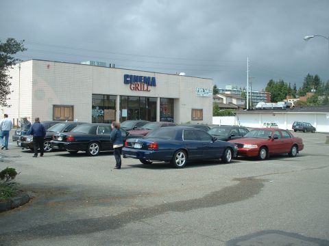 1999 Ford Crown Victoria - Seattle, WA Crown Vic and Marauder meet at Mr. Bill's resturant.