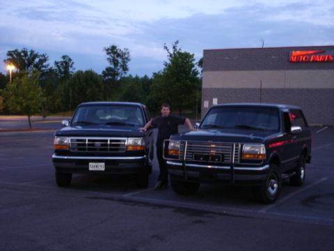1996 Ford Bronco - Mine and Kevin (Twisted 285)'s trucks at Pep Boys - the first meeting of the Baltimore Boys. It was only him and I, but we agreed to try an…