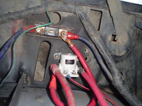 1981 Ford Bronco - shot of fuze and solenoid wiring