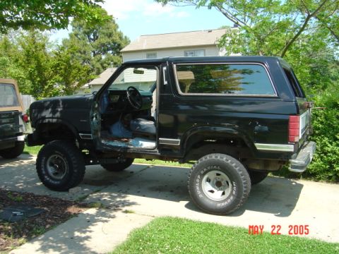 1986 Ford Bronco - another doorless