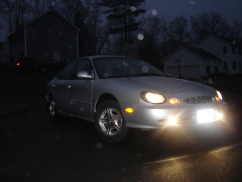 1999 Ford Taurus - Se Rims