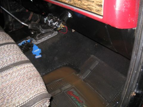1976 GMC C/K Pickup - wet floor. water was just over the tranny hump