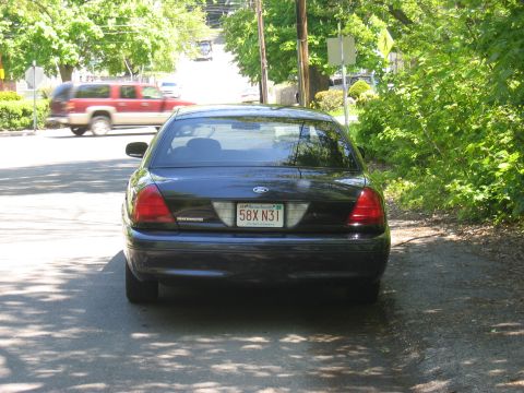 2000 Ford Crown Victoria photo