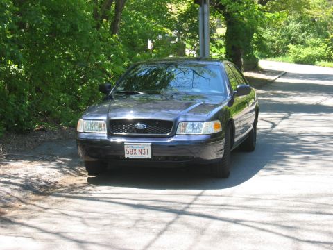 2000 Ford Crown Victoria photo