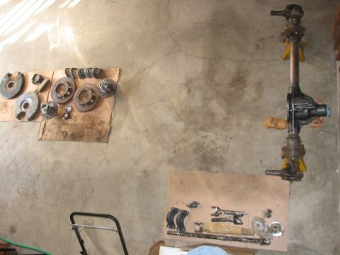 1995 Ford Bronco - D44 cleaned up, ready for paint. this is my garage "staging" area.