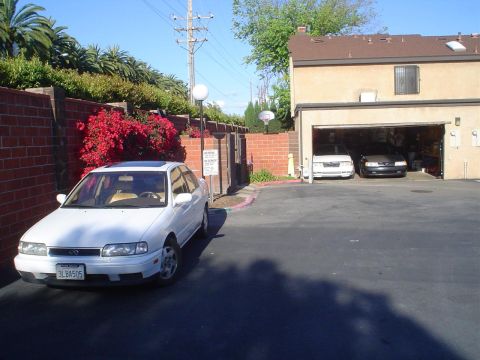 1995 Infiniti G20 photo